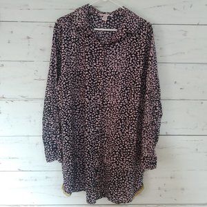 Victoria's Secret sleepshirt